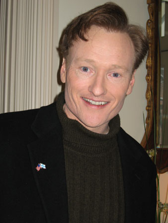 Conan_O'Brien_at_U.S._Embassy_Helsinki